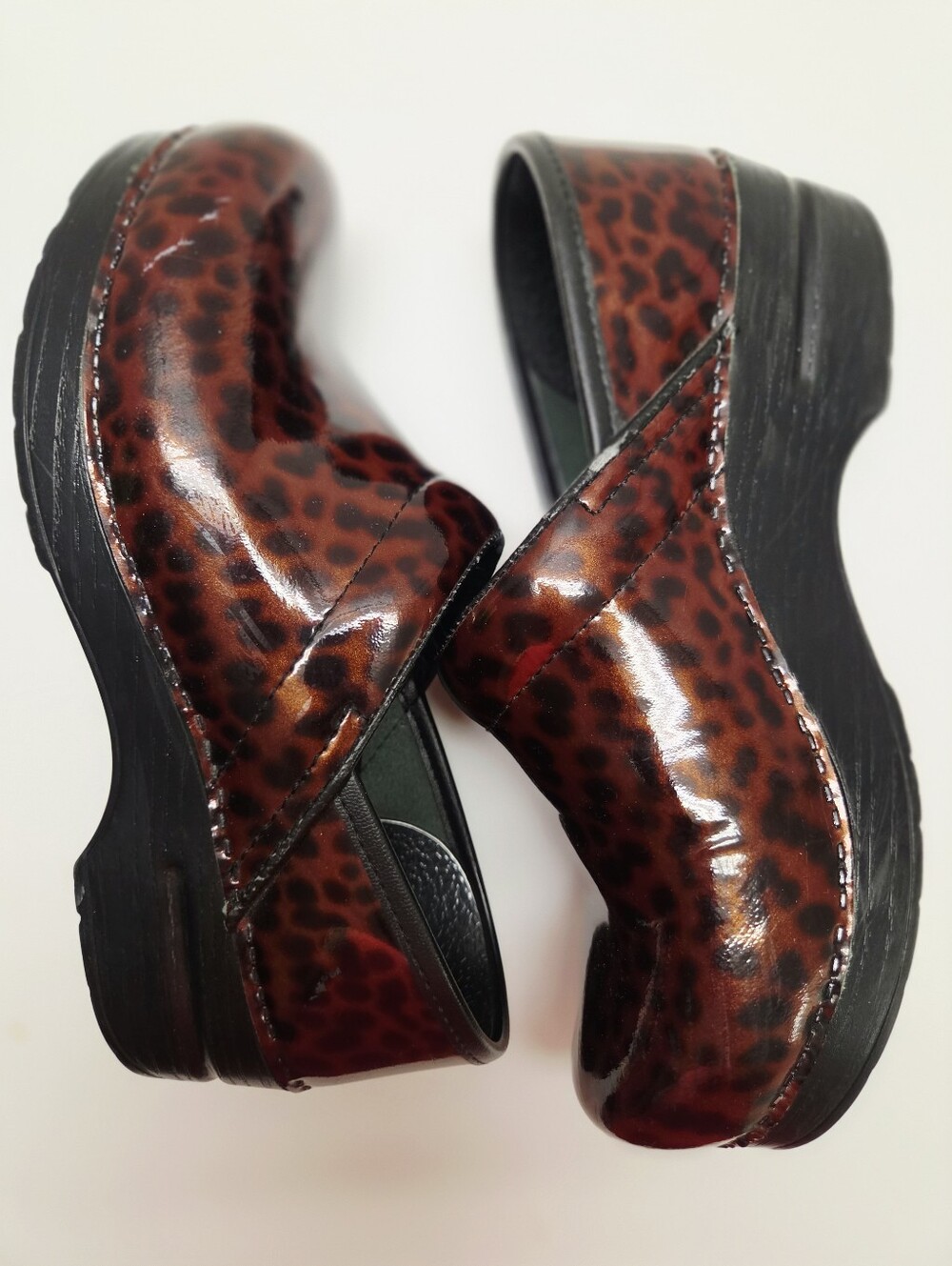 Dansko Professional Patent Leather Clogs Women’s EU 37 Brown Tortoise Patent